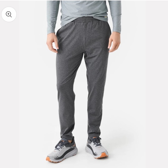 Vuori Sunday Performance Track Pants in Charcoal Grey Size Large - Picture 1 of 8